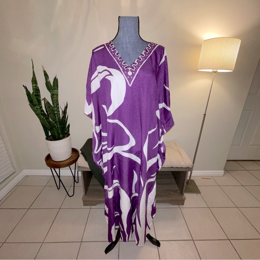 EY Signature Caftan One Size